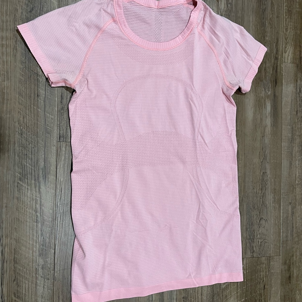 lululemon swiftly tech short sleeve shirt